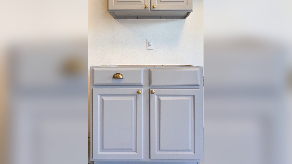 Can You Use Rub And Buff on Cabinet Hardware