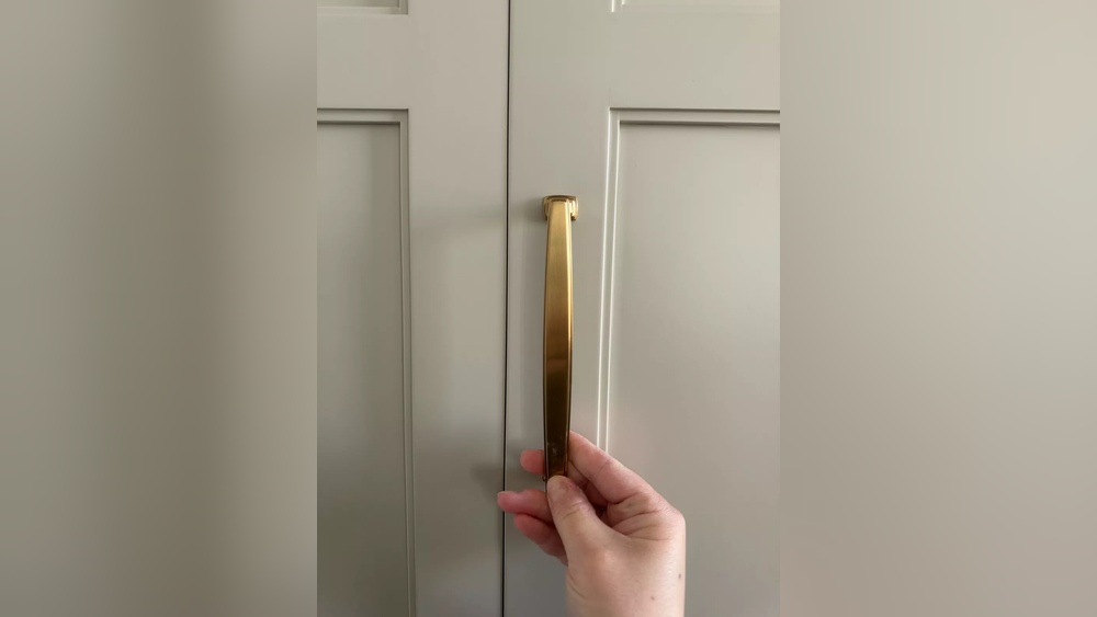 What Cabinet Hardware Matches Delta Champagne Bronze