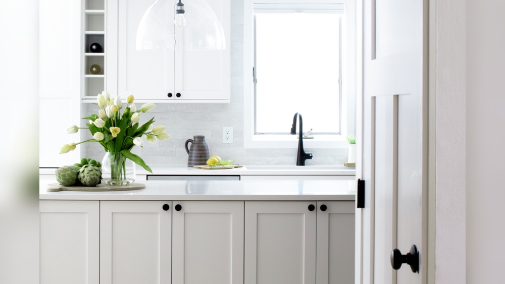 Can You Put Gunmetal Hardware on White Cabinets