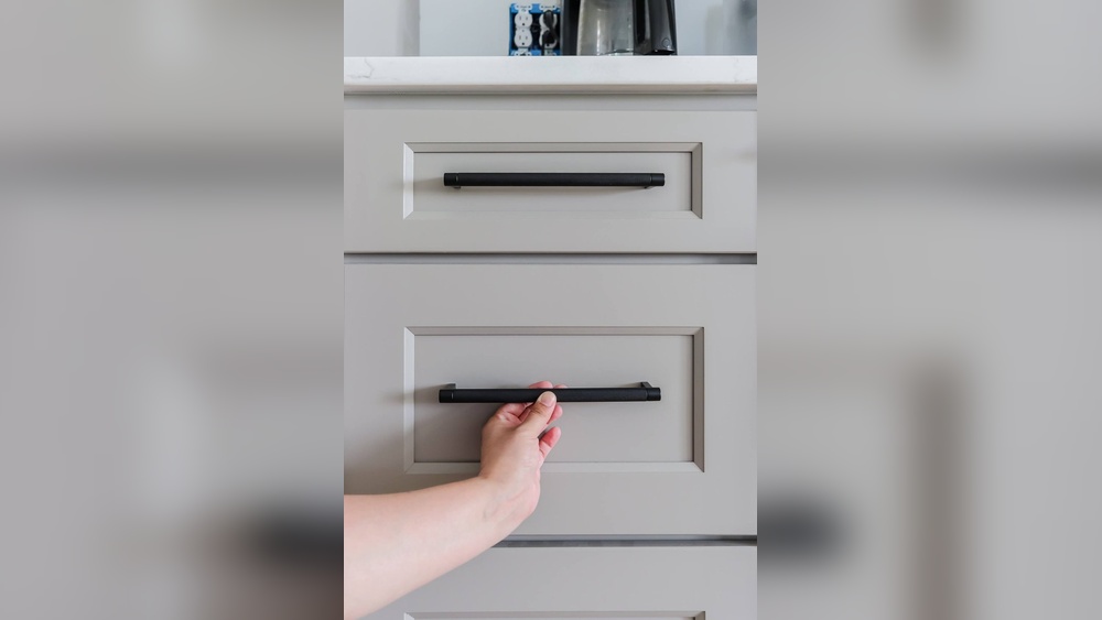 Do I Need Cabinet Hardware