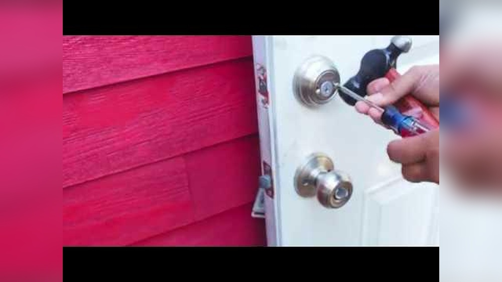 How Do I Remove a Kwikset Double Deadbolt