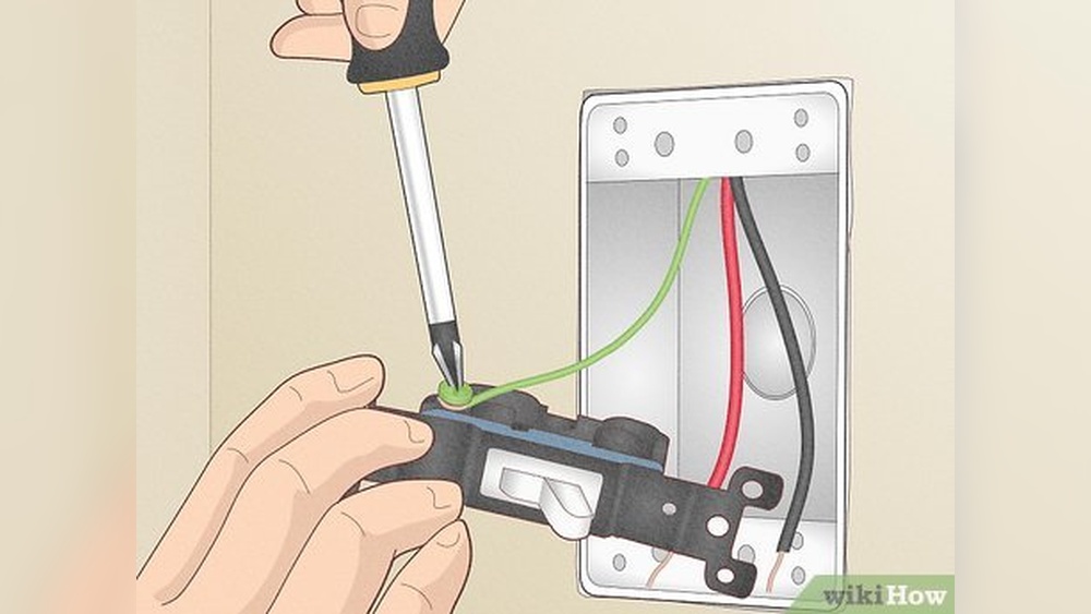 How Easy to Change Light Switch