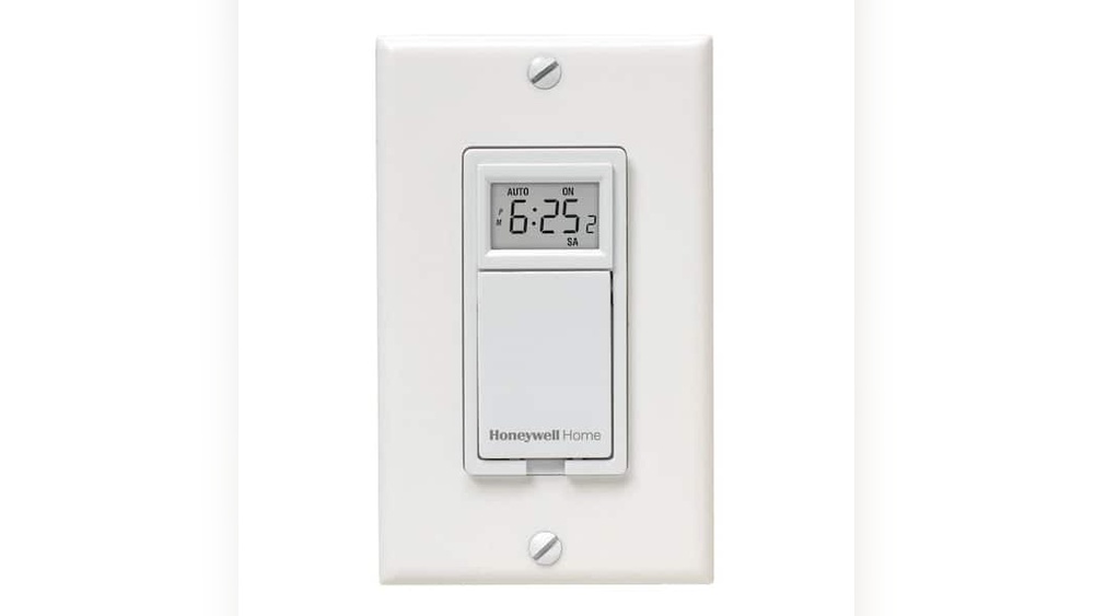 How Many Volts is a Light Switch