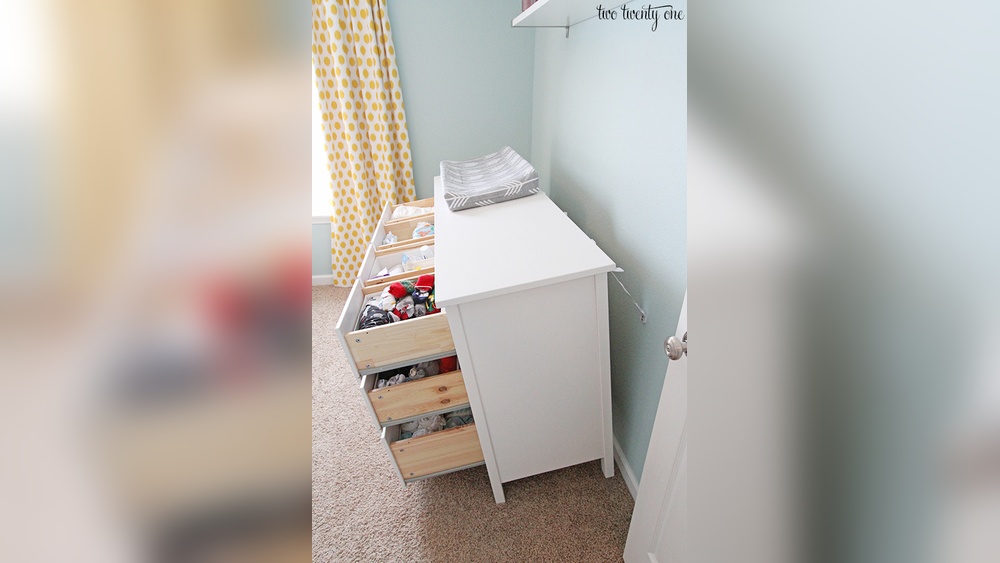 How to Anchor a Dresser to a Wall