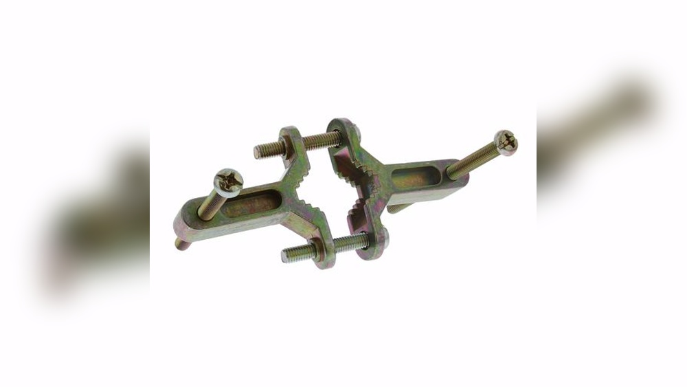 How to Anchor Water Faucet on Wall