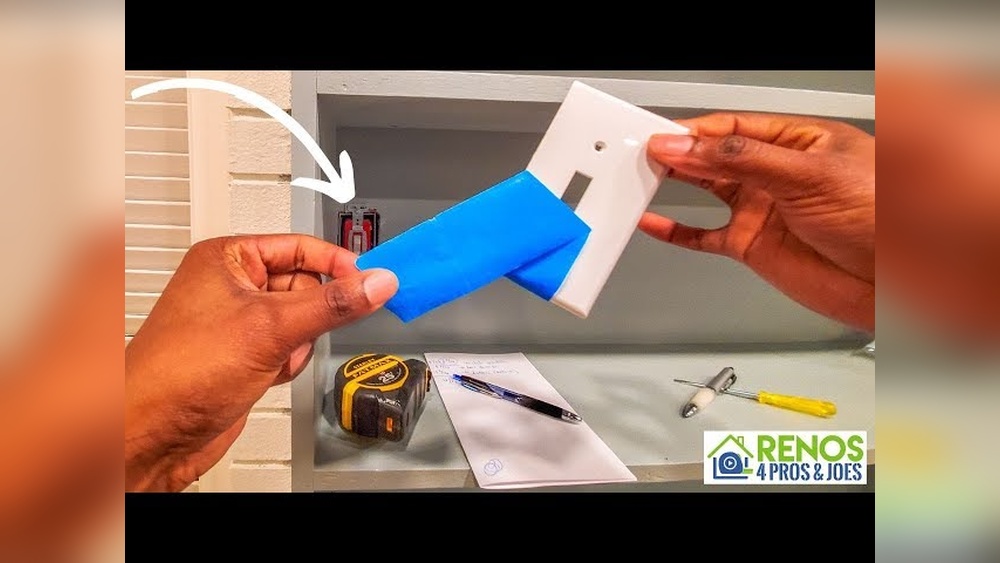 How to Cut a Plastic Light Switch Cover