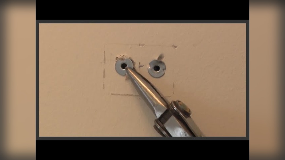How to Get Out Metal Wall Fasteners