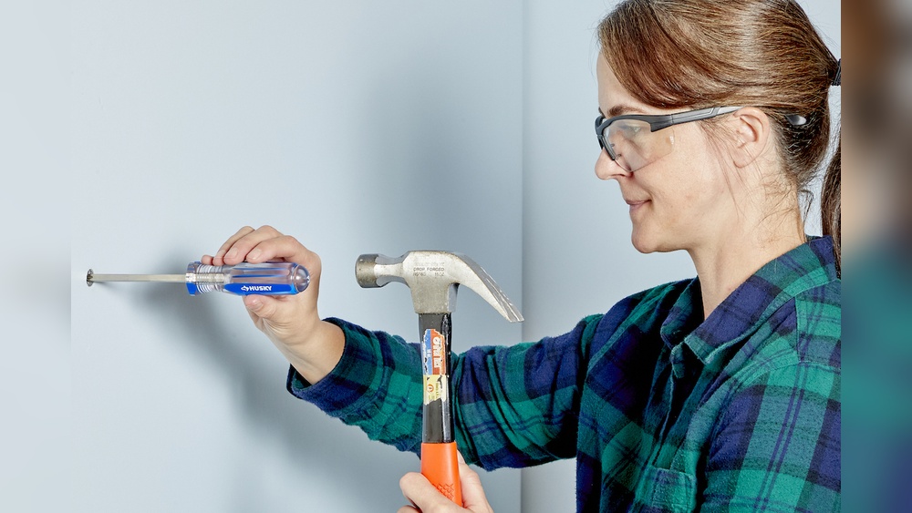 How to Get Plastic Drywall Anchors Out of the Wall