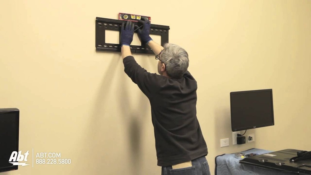 How to Hook Up a Tv on the Wall