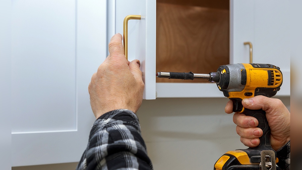 How to Install Kitchen Cabinets Hardware