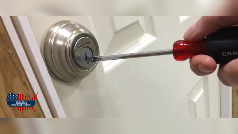 How to Open a Deadbolt Lock With a Screwdriver