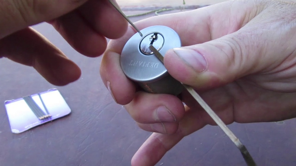 How to Pick a Defiant Deadbolt