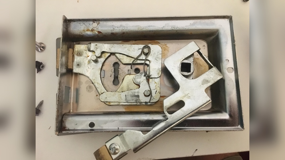How to Put a Deadbolt Lock Back Together