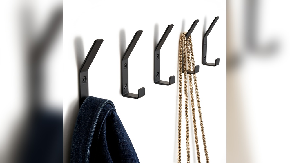 How to Put Coat Hook on the Wall