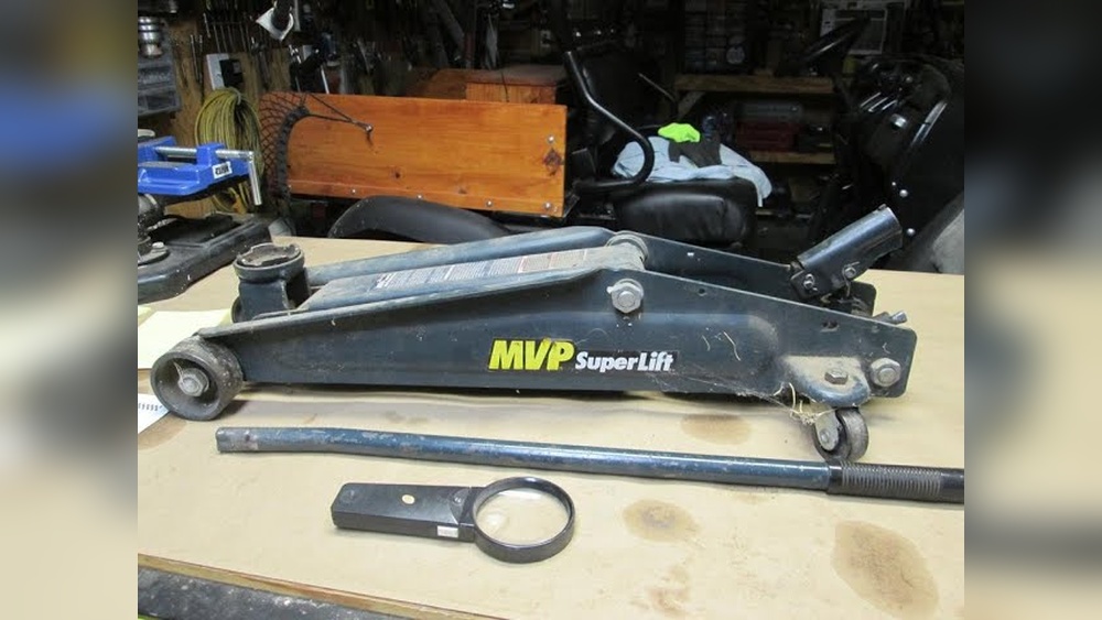 How to Refill a Mvp Wf-521 Floor Jack