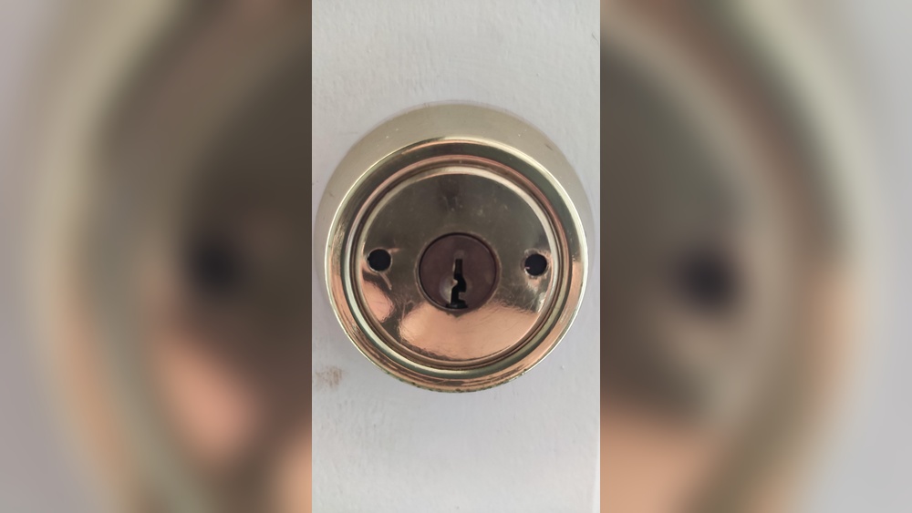 How to Remove a Lockwood Deadbolt