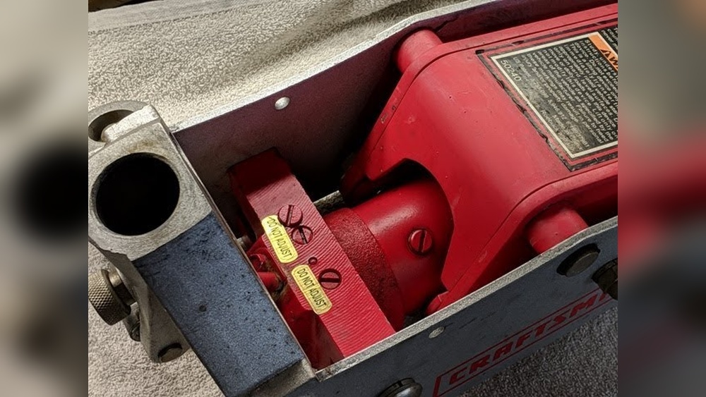 How to Service a Craftsman Floor Jack: Easy Steps for Peak Performance