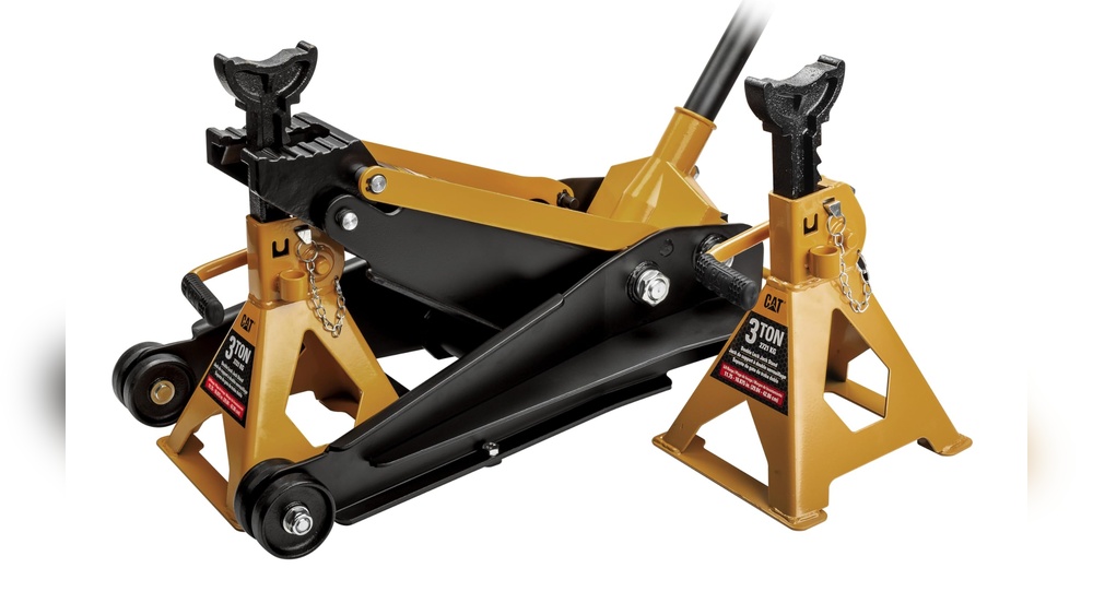 How to Use a Floor Jack And Jack Stands: Safety Tips & Tricks