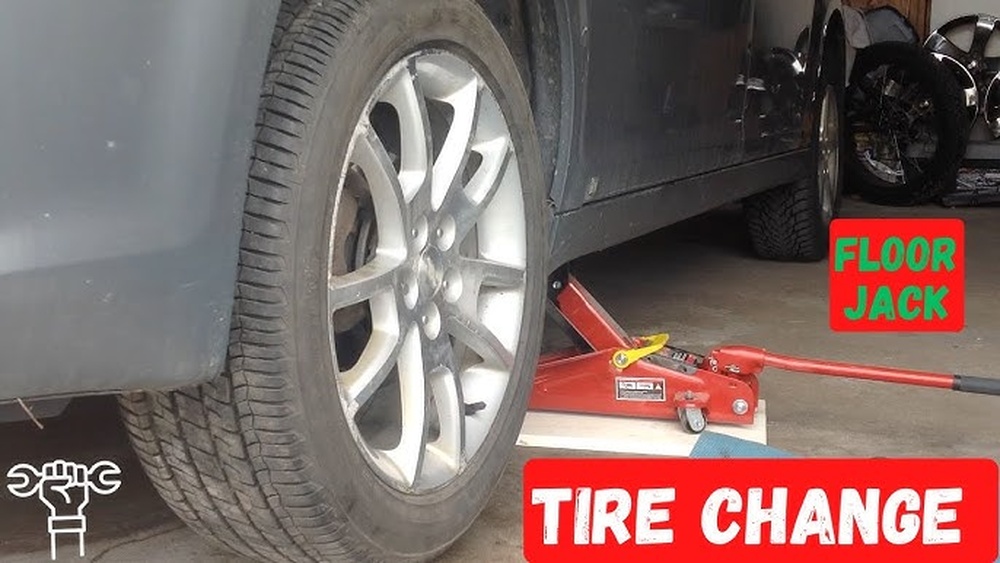 How to Use a Floor Jack Change Tire