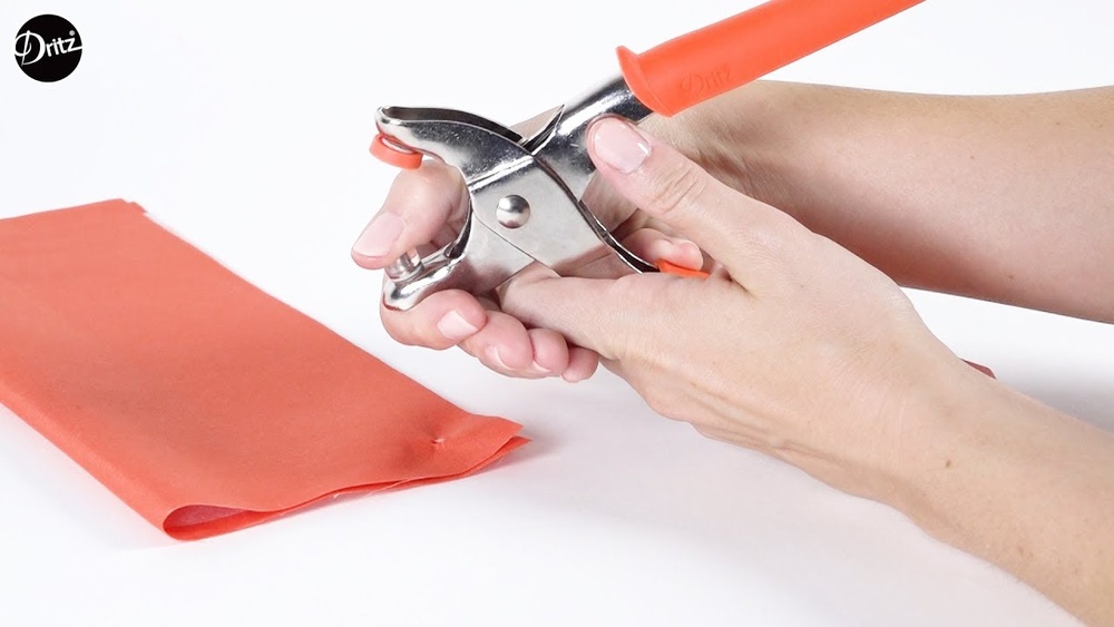 How to Use Dritz Snap Fastener
