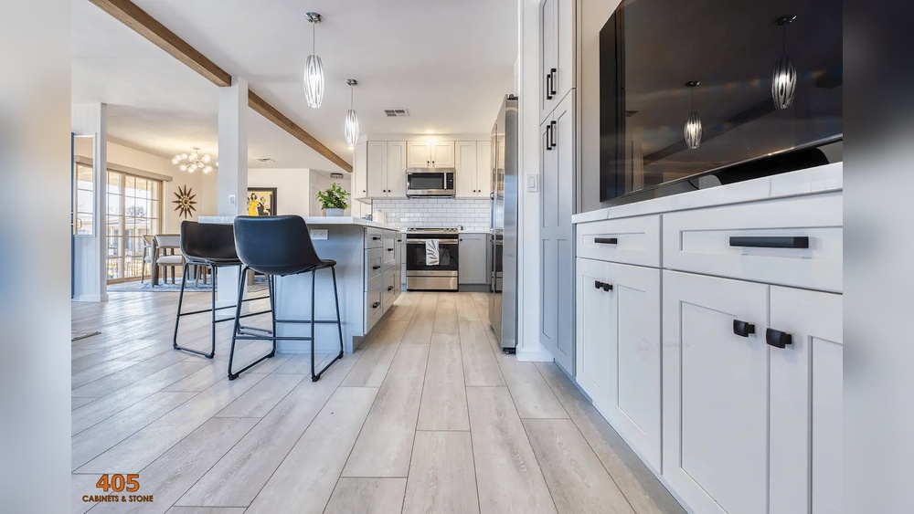 What Color Hardware for off White Cabinets