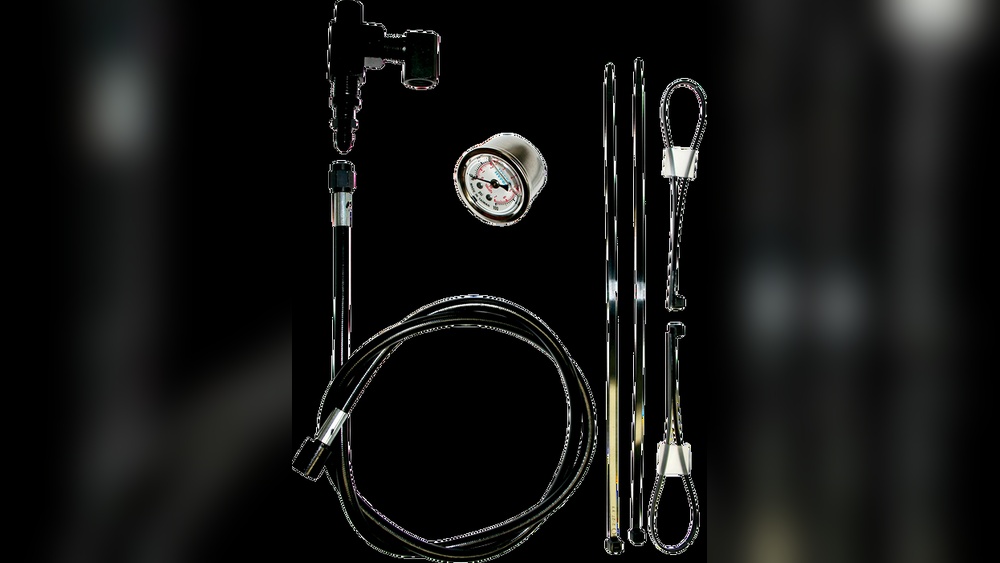 What Fastens the Gauge Line Fitting to the Gauge Manifold