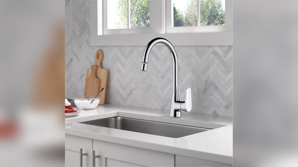 What is a Deck Mounted Kitchen Tap