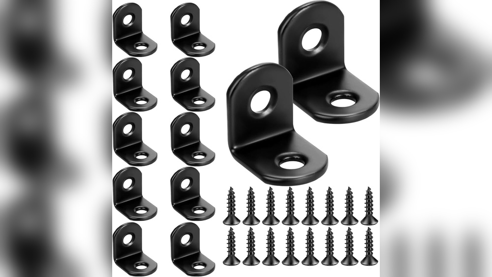 What Screws to Attach Shelf to Bracket